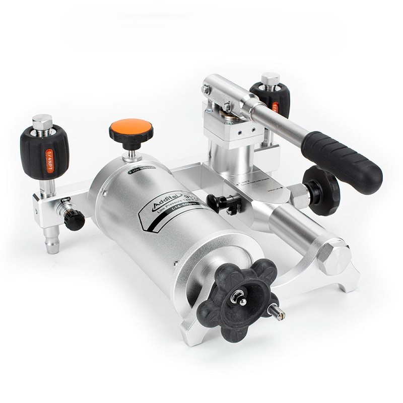 ADT912A Pneumatic Low Pressure Test Pump